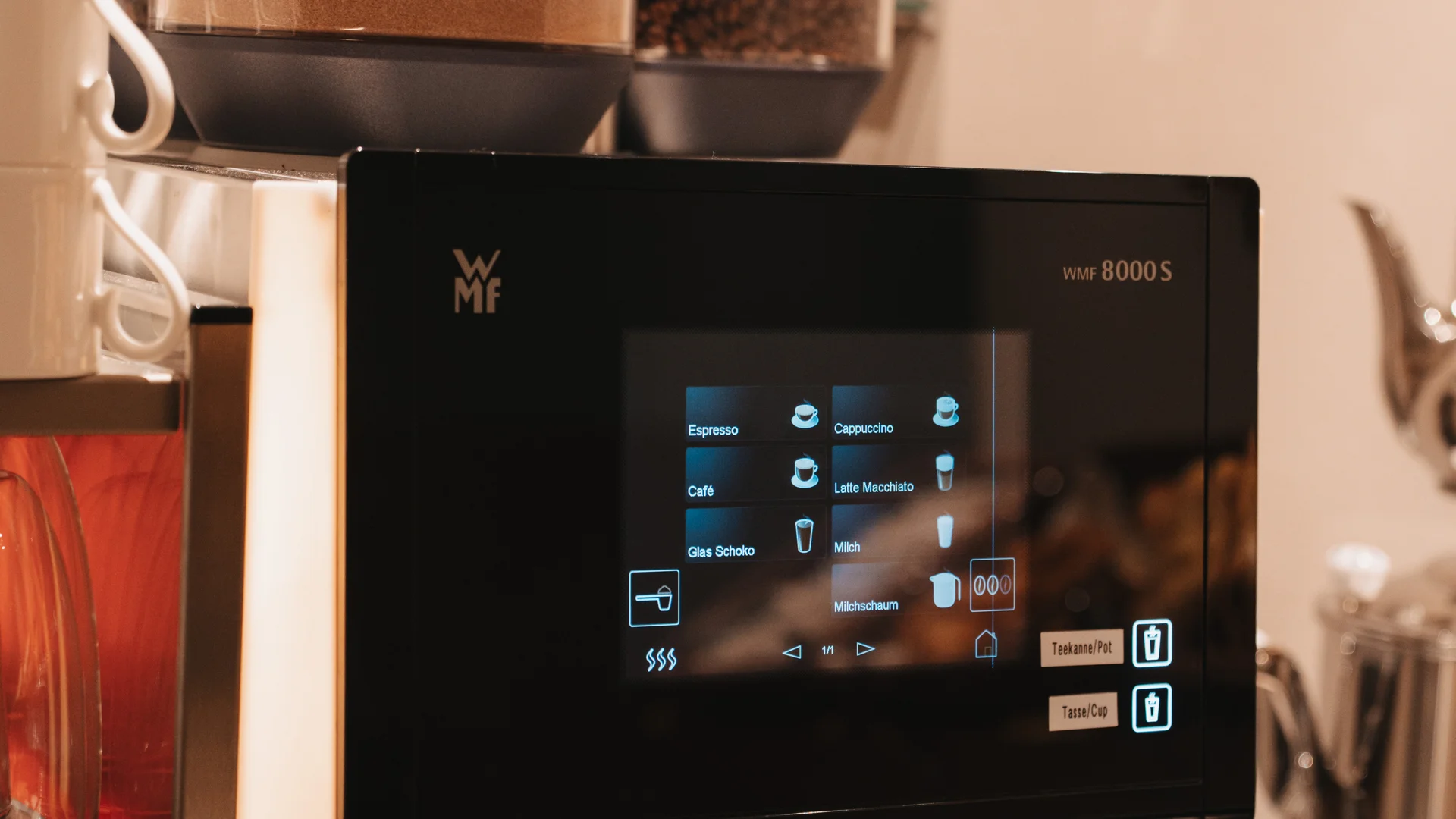 Picture gallery | Hotel Panorama in Lech am Arlberg Automatic coffee machine with touchscreen and containers of coffee beans and cocoa